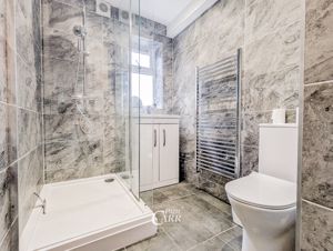 Family Bathroom- click for photo gallery